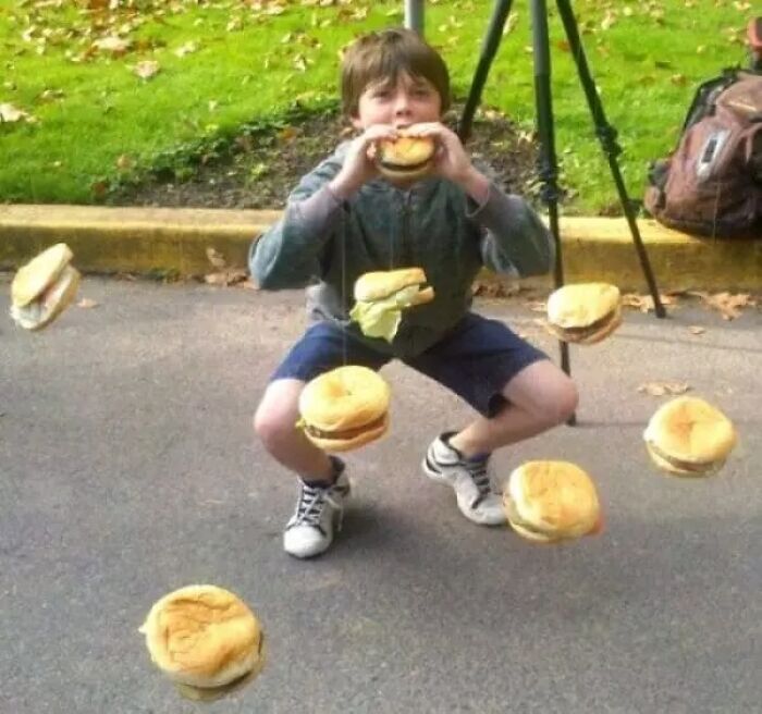 76 Cursed Images That Are Even Weirder Without Any Context 76 Cursed Images That Are Even Weirder Without Any Context