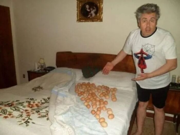 76 Cursed Images That Are Even Weirder Without Any Context 76 Cursed Images That Are Even Weirder Without Any Context