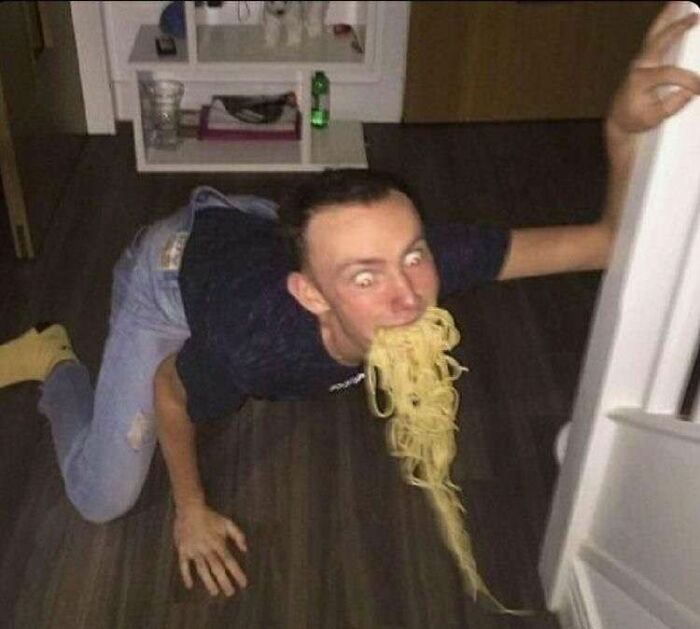 76 Cursed Images That Are Even Weirder Without Any Context 76 Cursed Images That Are Even Weirder Without Any Context