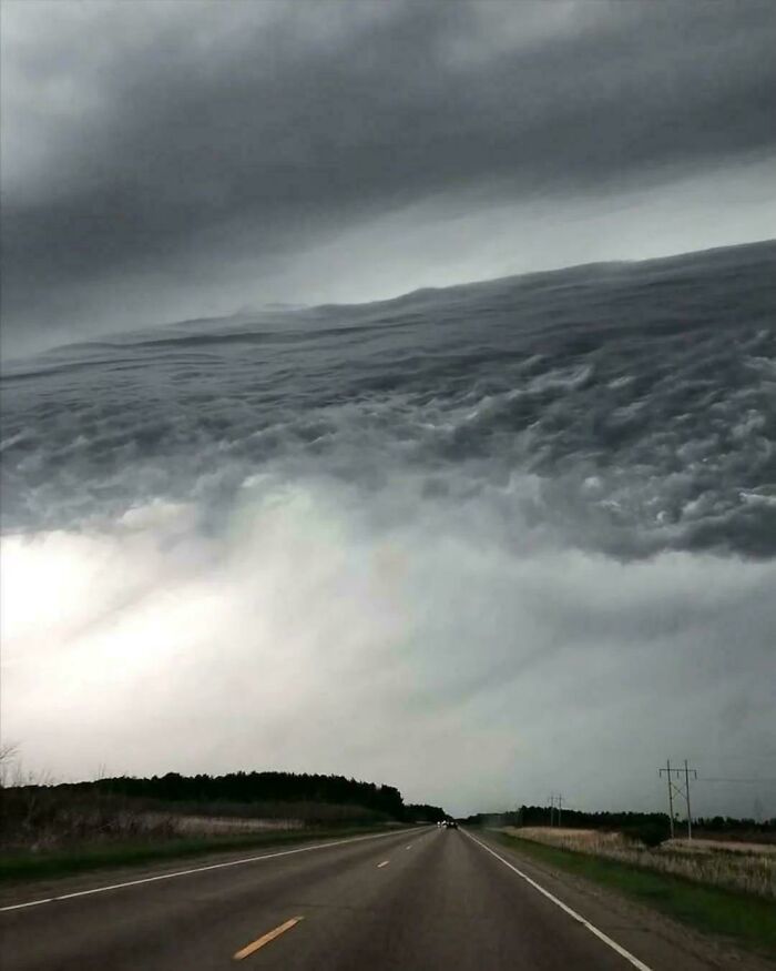 80 Photos Confusing The Eye In The Best Way, And Their Explanations Make Them Even More Amusing 80 Photos Confusing The Eye In The Best Way, And Their Explanations Make Them Even More Amusing