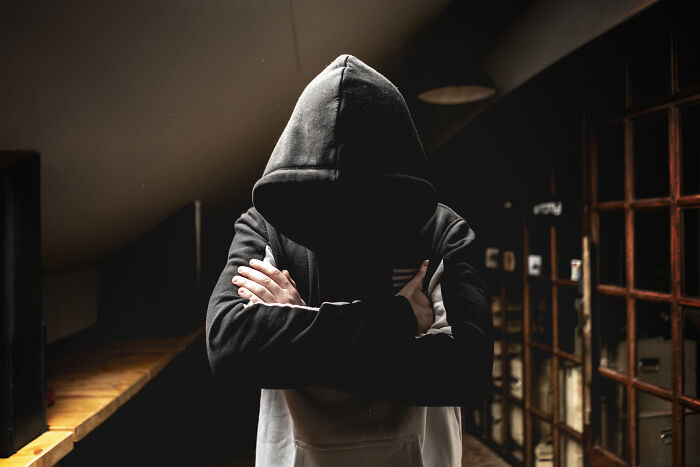 89 Funny Haunted House Stories That Show Just How Weird People Get When They&rsquo;re Terrified