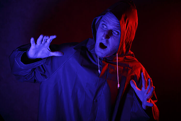 89 Funny Haunted House Stories That Show Just How Weird People Get When They&rsquo;re Terrified