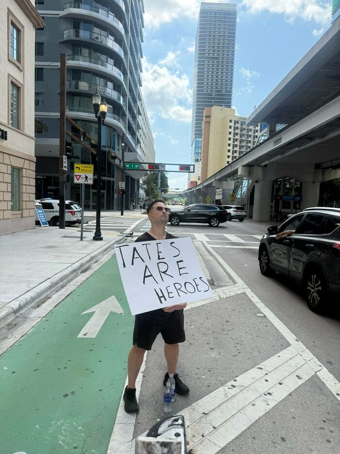 59 Cringe People With No Self-Awareness Who Made Others Want To Scream (New Pics)