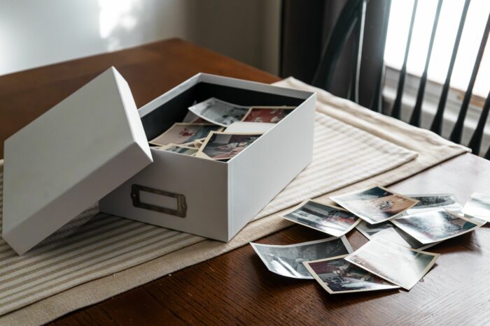 Husband’s Obsession With Wife Revealed After Hidden Photos And Secret Past Come To Light Husband’s Obsession With Wife Revealed After Hidden Photos And Secret Past Come To Light