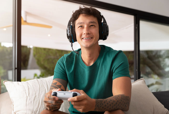 &ldquo;Where Can I Plug My Xbox?&rdquo;: Delivery Nurse Shares 5 Things Dads Do That Infuriate Her