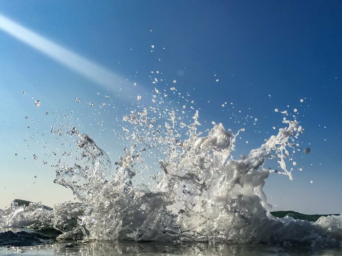 This Photographer Took 30,000 Photos Across 16 Different iPhones, And Here Are 27 Results This Photographer Took 30,000 Photos Across 16 Different iPhones, And Here Are 27 Results