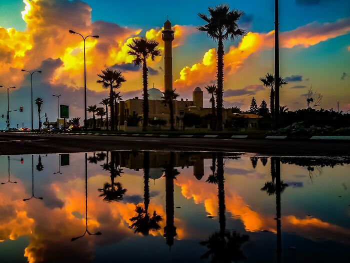 This Photographer Took 30,000 Photos Across 16 Different iPhones, And Here Are 27 Results This Photographer Took 30,000 Photos Across 16 Different iPhones, And Here Are 27 Results