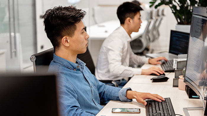 Man’s Clever Trick After Realizing His Job Interviewer Was AI Sparks Fears For Humanity’s Future Man’s Clever Trick After Realizing His Job Interviewer Was AI Sparks Fears For Humanity’s Future