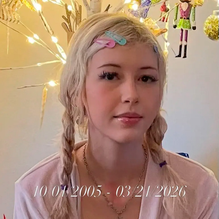 FIT Student’s Mom Shares Heartbreaking Tribute After Daughter’s NYC Fashion Dream Ends In Horror FIT Student’s Mom Shares Heartbreaking Tribute After Daughter’s NYC Fashion Dream Ends In Horror
