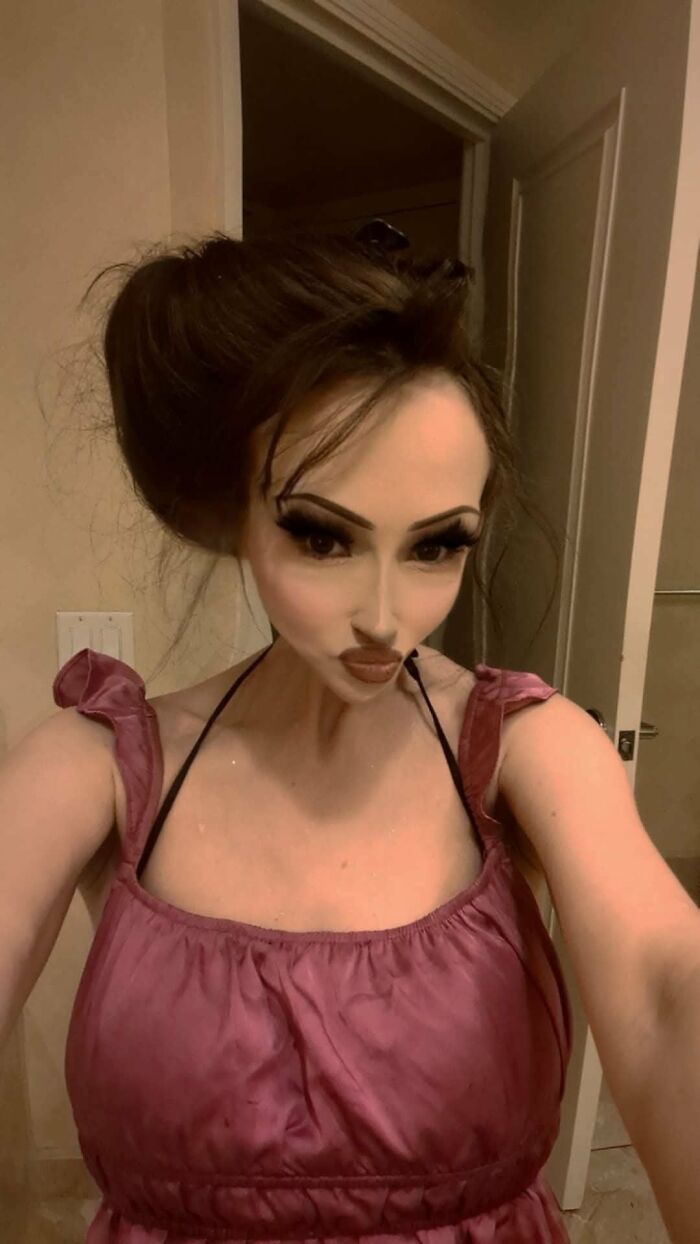 85 Edited Photos So Ridiculous They&rsquo;re Hard To Look At With A Straight Face