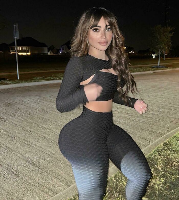 85 Edited Photos So Ridiculous They&rsquo;re Hard To Look At With A Straight Face
