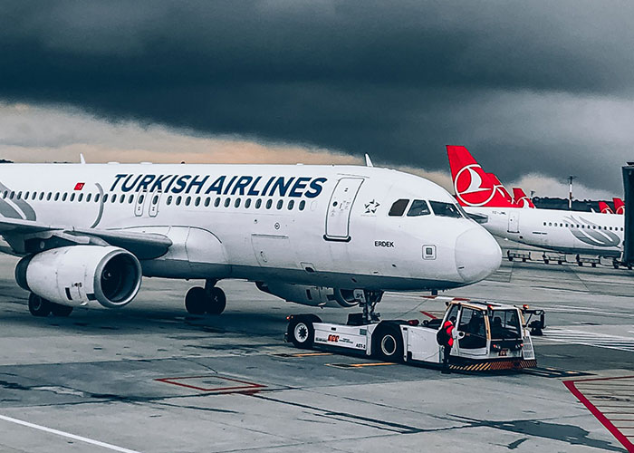 46 Times People Got Stuck Next To An Entitled Passenger And Had Nowhere To Escape At 30,000 Feet