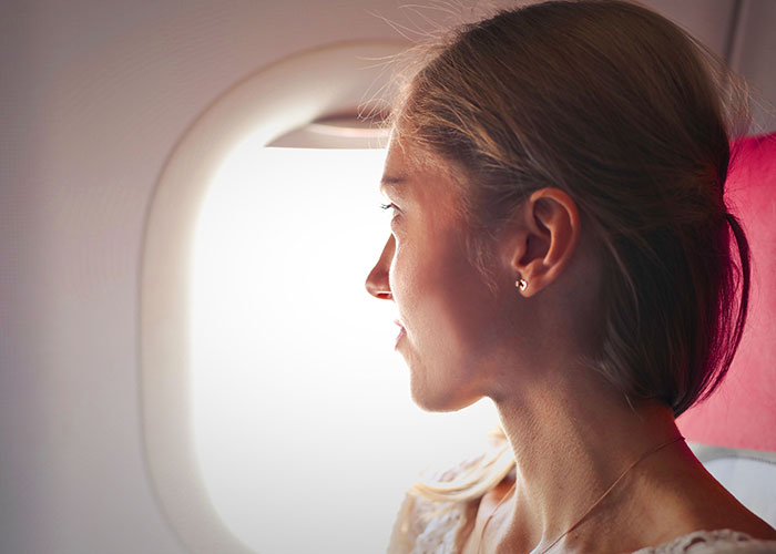 46 Times People Got Stuck Next To An Entitled Passenger And Had Nowhere To Escape At 30,000 Feet