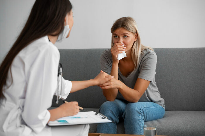 68 Women Recall The Times Their Doctors Left Them Speechless In The Worst Ways Possible