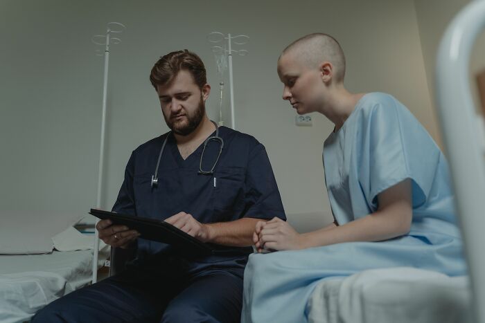68 Women Recall The Times Their Doctors Left Them Speechless In The Worst Ways Possible