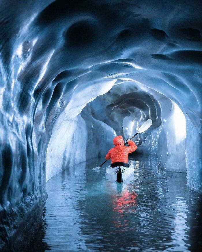 89 Creepy Deep-Water Photos That Might Stay In Your Head For A While