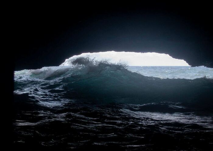 89 Creepy Deep-Water Photos That Might Stay In Your Head For A While