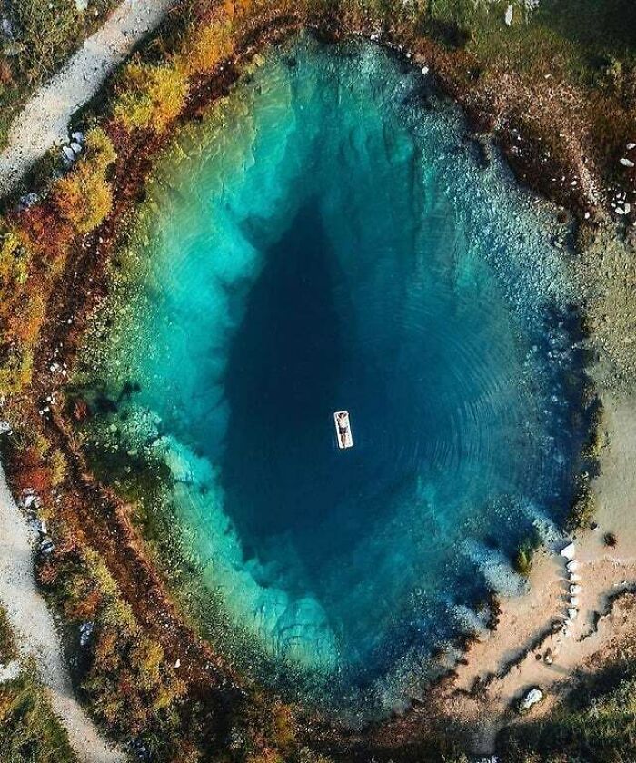 89 Creepy Deep-Water Photos That Might Stay In Your Head For A While