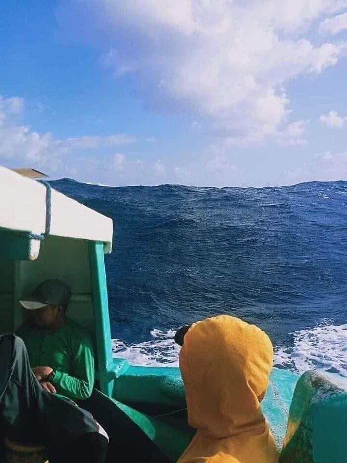 89 Creepy Deep-Water Photos That Might Stay In Your Head For A While
