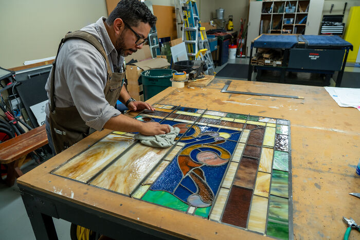 This Stained-Glass Expert Has Spent Decades Preserving Artworks That Are Centuries Old This Stained-Glass Expert Has Spent Decades Preserving Artworks That Are Centuries Old