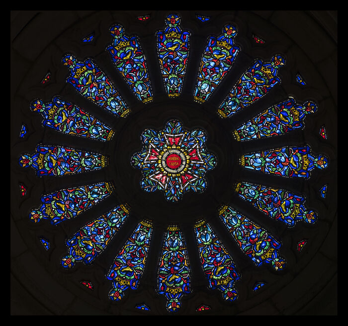 This Stained-Glass Expert Has Spent Decades Preserving Artworks That Are Centuries Old This Stained-Glass Expert Has Spent Decades Preserving Artworks That Are Centuries Old