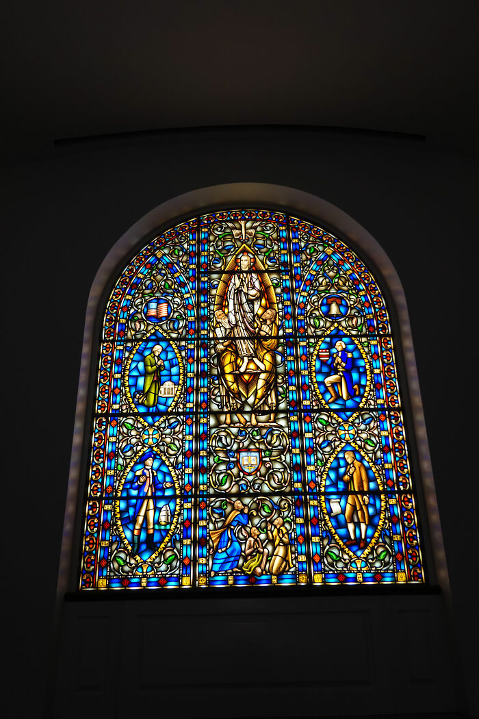 This Stained-Glass Expert Has Spent Decades Preserving Artworks That Are Centuries Old This Stained-Glass Expert Has Spent Decades Preserving Artworks That Are Centuries Old