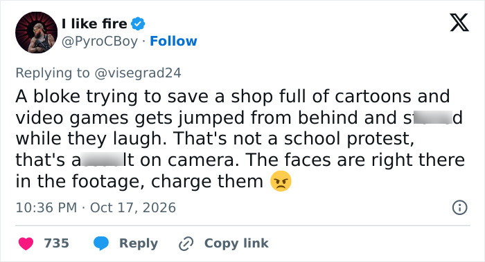 Shopkeeper Goes Viral After Defending Store During The France Riots As Everyone Makes The Same Observation Shopkeeper Goes Viral After Defending Store During The France Riots As Everyone Makes The Same Observation