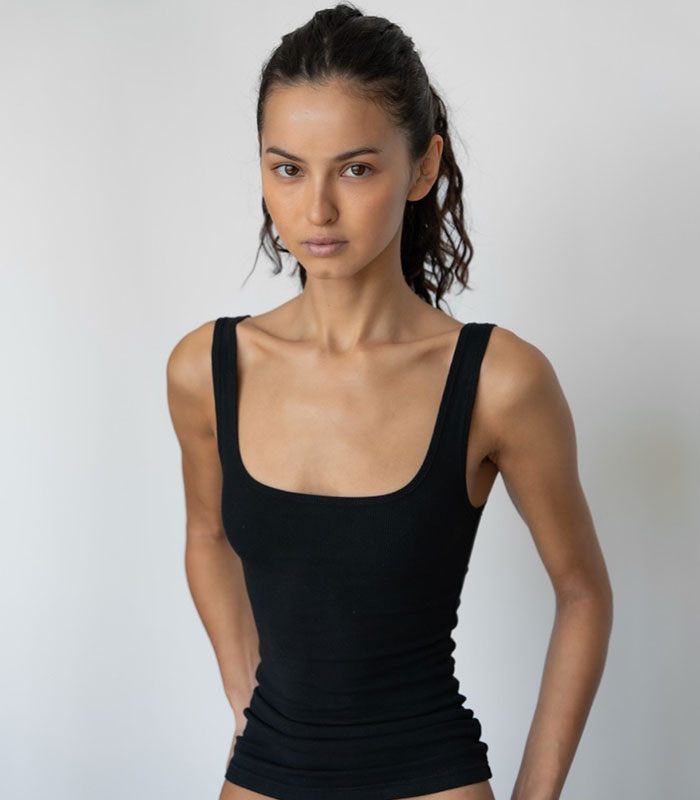 “This Is Scary”: Young Model Attends The Victoria’s Secret 2026 Show, But One Detail Has Netizens Concerned