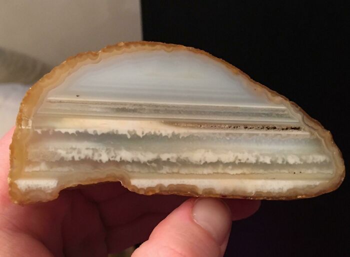 88 Glitches In The Matrix That Might Make You Stop Scrolling And Leave You Confused