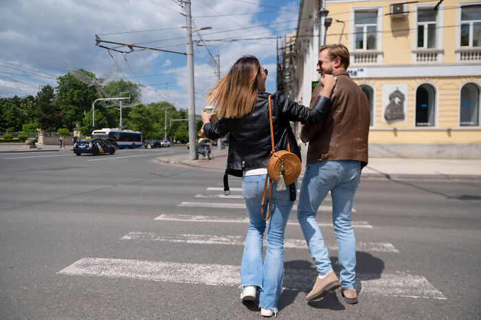 62 People Share The Scariest Few Seconds Of Their Lives, And Explain How They Survived