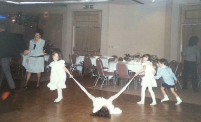 62 Wedding Guests Who Somehow Made Someone Else&rsquo;s Big Day About Themselves