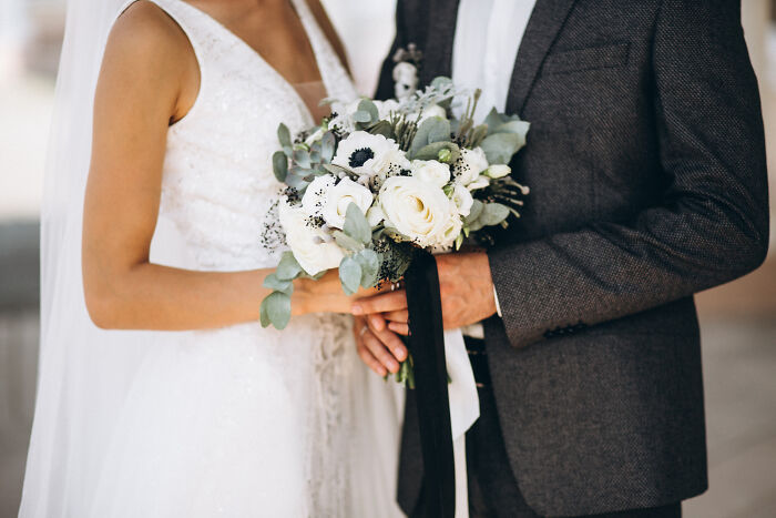 62 Wedding Guests Who Somehow Made Someone Else&rsquo;s Big Day About Themselves