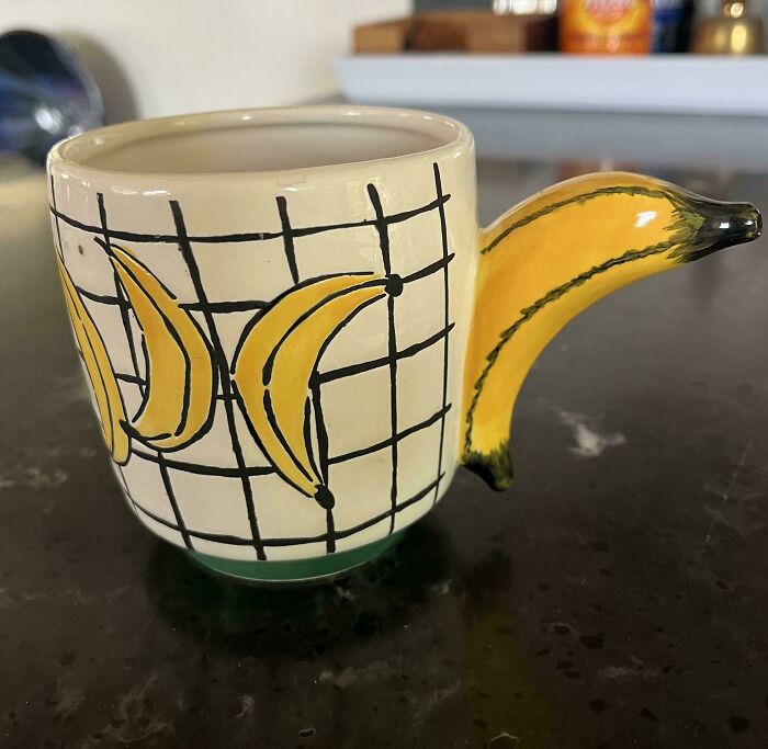 127 Hilariously Bad Designs That Somehow Got Approved By Someone With Eyes (New Pics) 127 Hilariously Bad Designs That Somehow Got Approved By Someone With Eyes (New Pics)