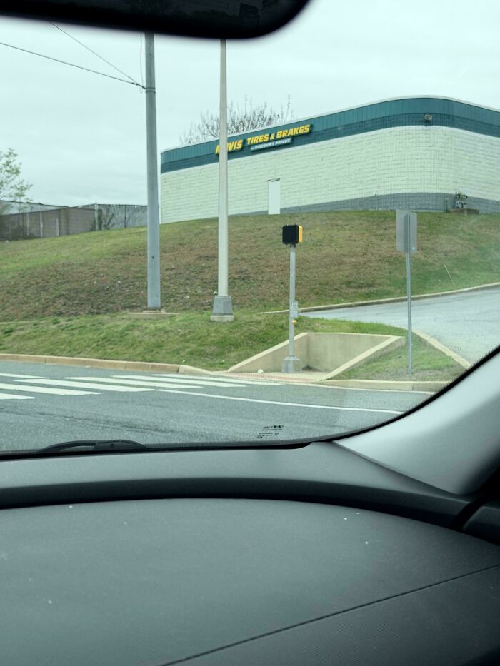 127 Hilariously Bad Designs That Somehow Got Approved By Someone With Eyes (New Pics) 127 Hilariously Bad Designs That Somehow Got Approved By Someone With Eyes (New Pics)