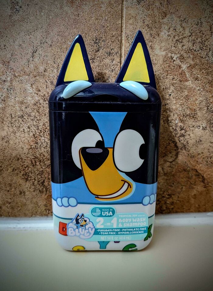 127 Hilariously Bad Designs That Somehow Got Approved By Someone With Eyes (New Pics) 127 Hilariously Bad Designs That Somehow Got Approved By Someone With Eyes (New Pics)