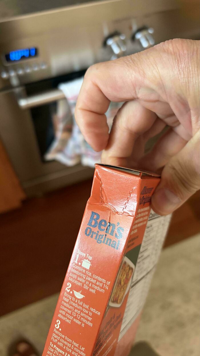 127 Hilariously Bad Designs That Somehow Got Approved By Someone With Eyes (New Pics) 127 Hilariously Bad Designs That Somehow Got Approved By Someone With Eyes (New Pics)