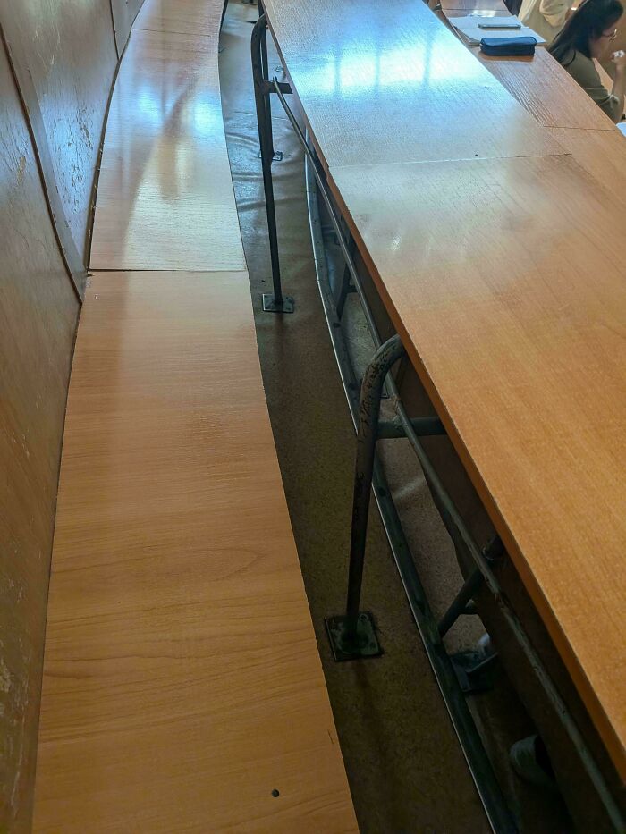 127 Hilariously Bad Designs That Somehow Got Approved By Someone With Eyes (New Pics) 127 Hilariously Bad Designs That Somehow Got Approved By Someone With Eyes (New Pics)