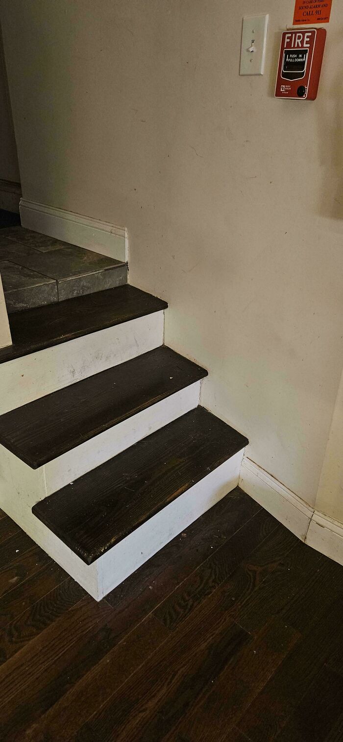 127 Hilariously Bad Designs That Somehow Got Approved By Someone With Eyes (New Pics) 127 Hilariously Bad Designs That Somehow Got Approved By Someone With Eyes (New Pics)