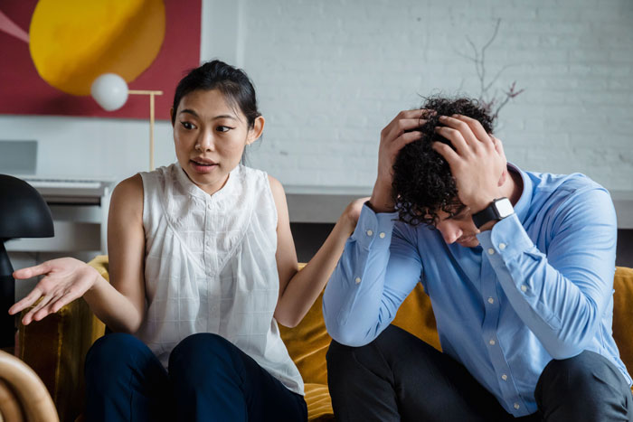 Dad Threatens To Skip Daughter’s Wedding If She Invites Cheater Mom, She’s Fed Up With Their Drama Dad Threatens To Skip Daughter’s Wedding If She Invites Cheater Mom, She’s Fed Up With Their Drama