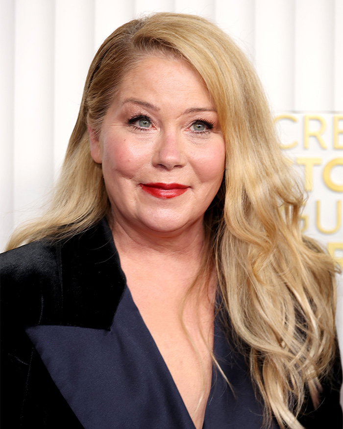 Christina Applegate Breaks Down In Tears As She Reveals She Doesn’t Actually Have MS
