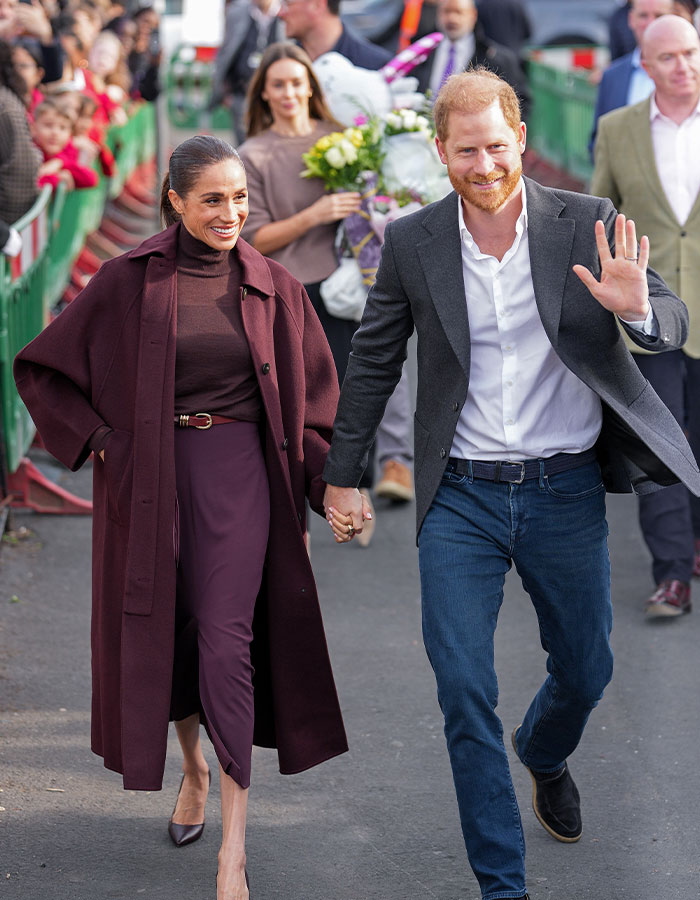 Meghan Markle&rsquo;s Food Bank Visit Takes An Awkward Turn When A Volunteer Shuts Down Her “Performative” Questions