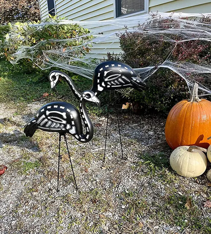 57 Times People Were So Proud Of Their Outdoor Halloween Decorations They Needed To Boast Online 57 Times People Were So Proud Of Their Outdoor Halloween Decorations They Needed To Boast Online