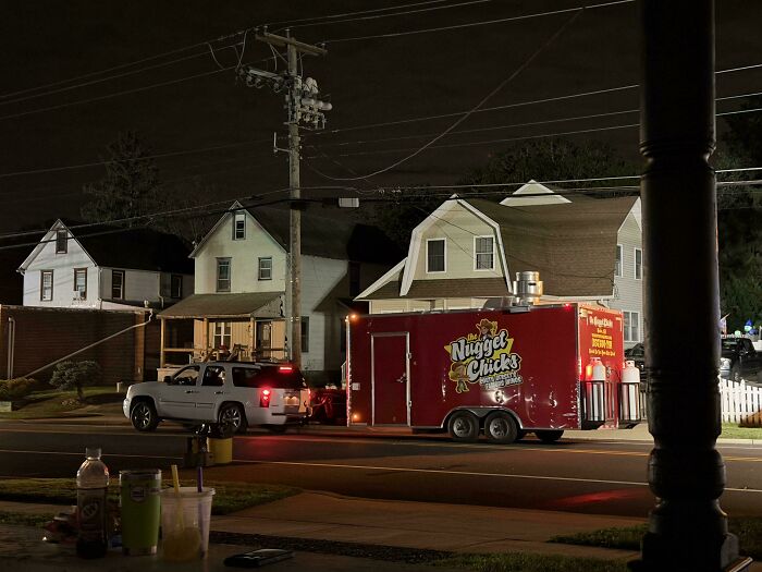 “No Words To Describe This One”: 88 Hilarious Examples Of Towing Gone Wrong “No Words To Describe This One”: 88 Hilarious Examples Of Towing Gone Wrong