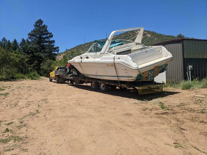 “No Words To Describe This One”: 88 Hilarious Examples Of Towing Gone Wrong “No Words To Describe This One”: 88 Hilarious Examples Of Towing Gone Wrong