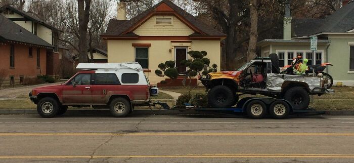 “No Words To Describe This One”: 88 Hilarious Examples Of Towing Gone Wrong “No Words To Describe This One”: 88 Hilarious Examples Of Towing Gone Wrong