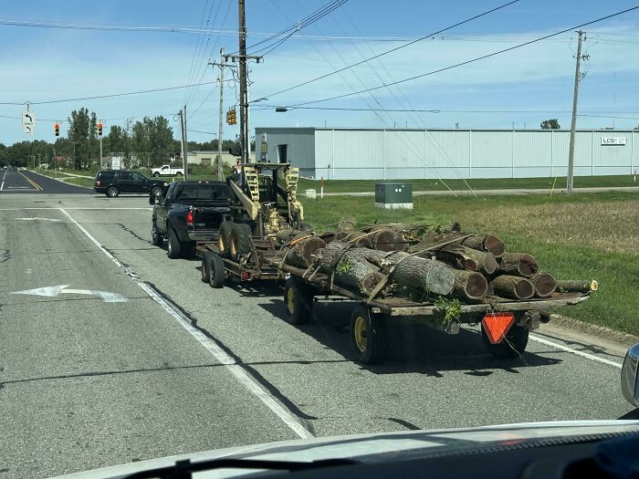 “No Words To Describe This One”: 88 Hilarious Examples Of Towing Gone Wrong “No Words To Describe This One”: 88 Hilarious Examples Of Towing Gone Wrong