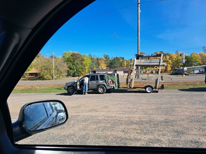 “No Words To Describe This One”: 88 Hilarious Examples Of Towing Gone Wrong “No Words To Describe This One”: 88 Hilarious Examples Of Towing Gone Wrong