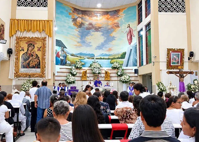 Priest’s Family Breaks Silence With Bombshell Claim About The Crucifix That Fell On Him, After His Haunting Final Words Emerge Priest’s Family Breaks Silence With Bombshell Claim About The Crucifix That Fell On Him, After His Haunting Final Words Emerge