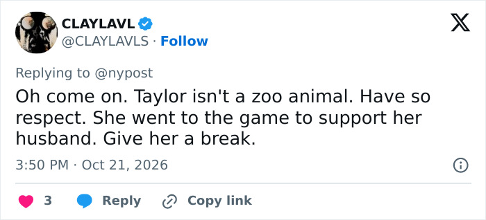 Taylor Swift’s Tense Moment With A Fan At The Chiefs Game Gets A New Twist As An Eyewitness Speaks Out Taylor Swift’s Tense Moment With A Fan At The Chiefs Game Gets A New Twist As An Eyewitness Speaks Out