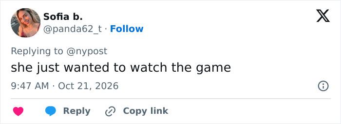 Taylor Swift’s Tense Moment With A Fan At The Chiefs Game Gets A New Twist As An Eyewitness Speaks Out Taylor Swift’s Tense Moment With A Fan At The Chiefs Game Gets A New Twist As An Eyewitness Speaks Out